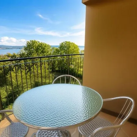 Appartement In Altomare Marina Julia